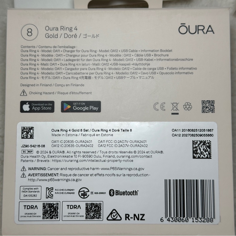 Oura Ring Gen 4 Size 8 Gold Activity Tracker with Charger Box (Great Condition) - Picture 9 of 15